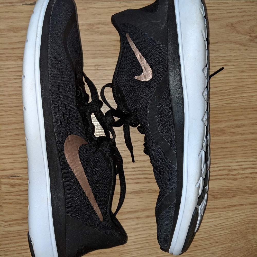 Nike Flex 2017 runs womens